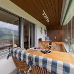 Vista Montagna アパート *
