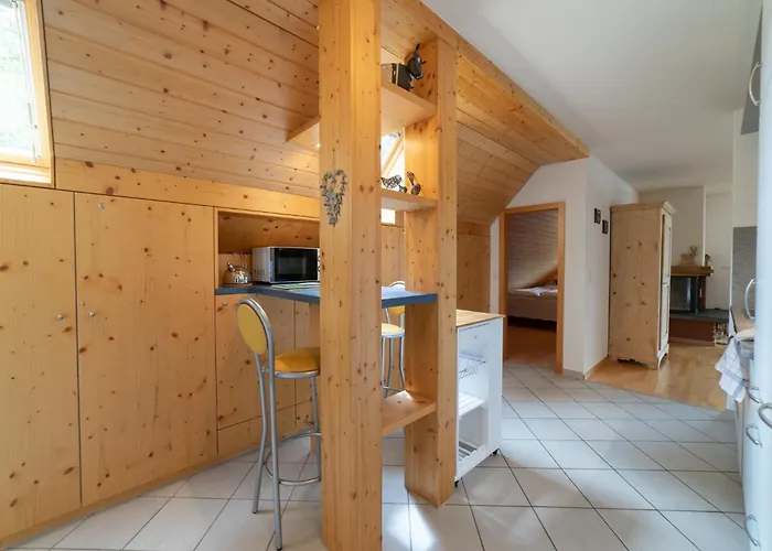 Vista Montagna Unterwasser